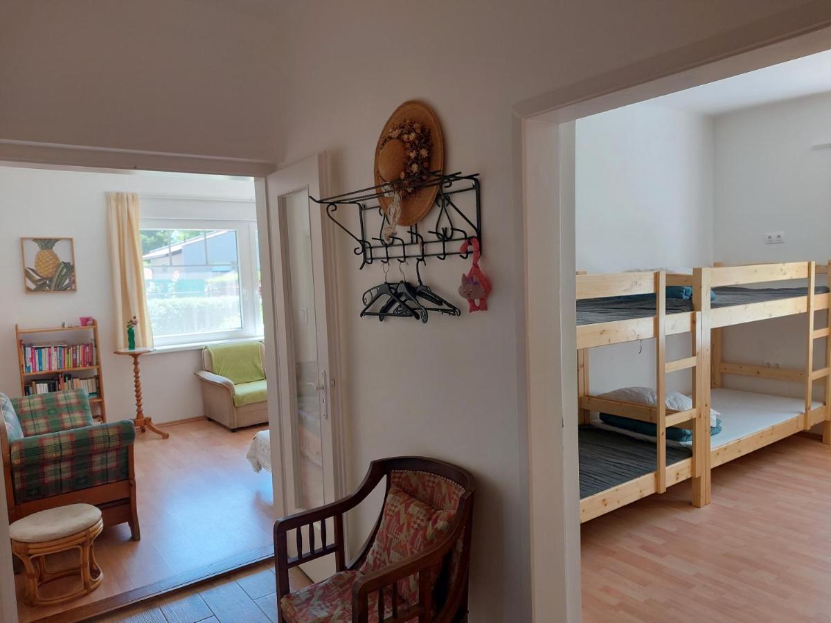 Hostel Zamárdi Eksteriør billede